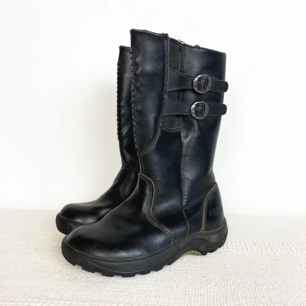 KEEN Kids Bern black leather boots Kids Toddler size 9